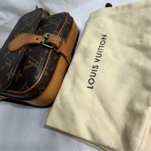 Louis Vuitton Cartouchiere leather Crossbody Bag